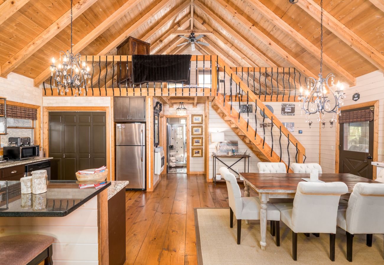 Cabin in Blue Ridge - Laurel Mountain Chalet