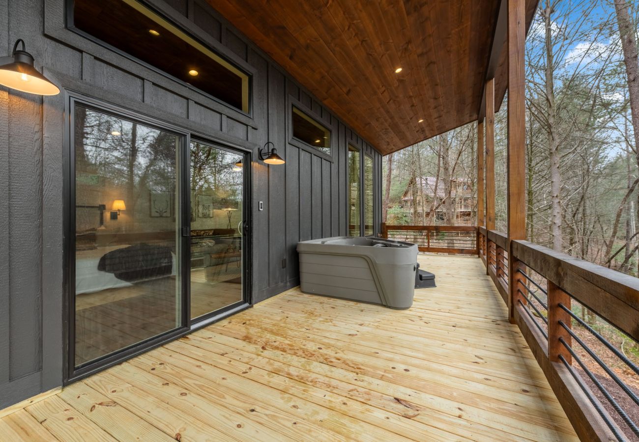 House in Blue Ridge - Hemlock Hollow: Luxury Tiny Home, Hot Tub