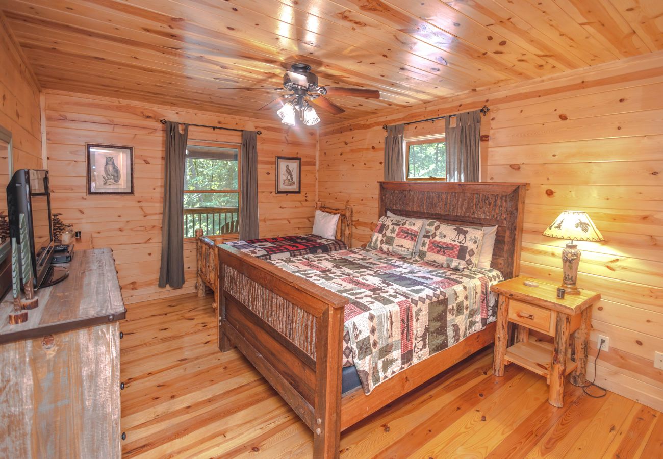 Cabin in Blue Ridge - Aska Black Bear Lodge