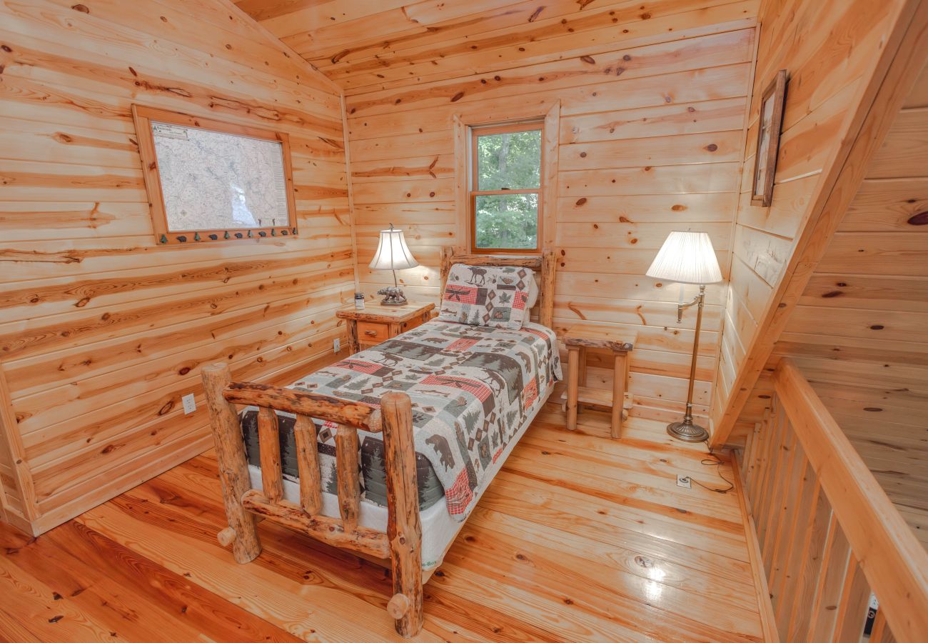 Cabin in Blue Ridge - Aska Black Bear Lodge