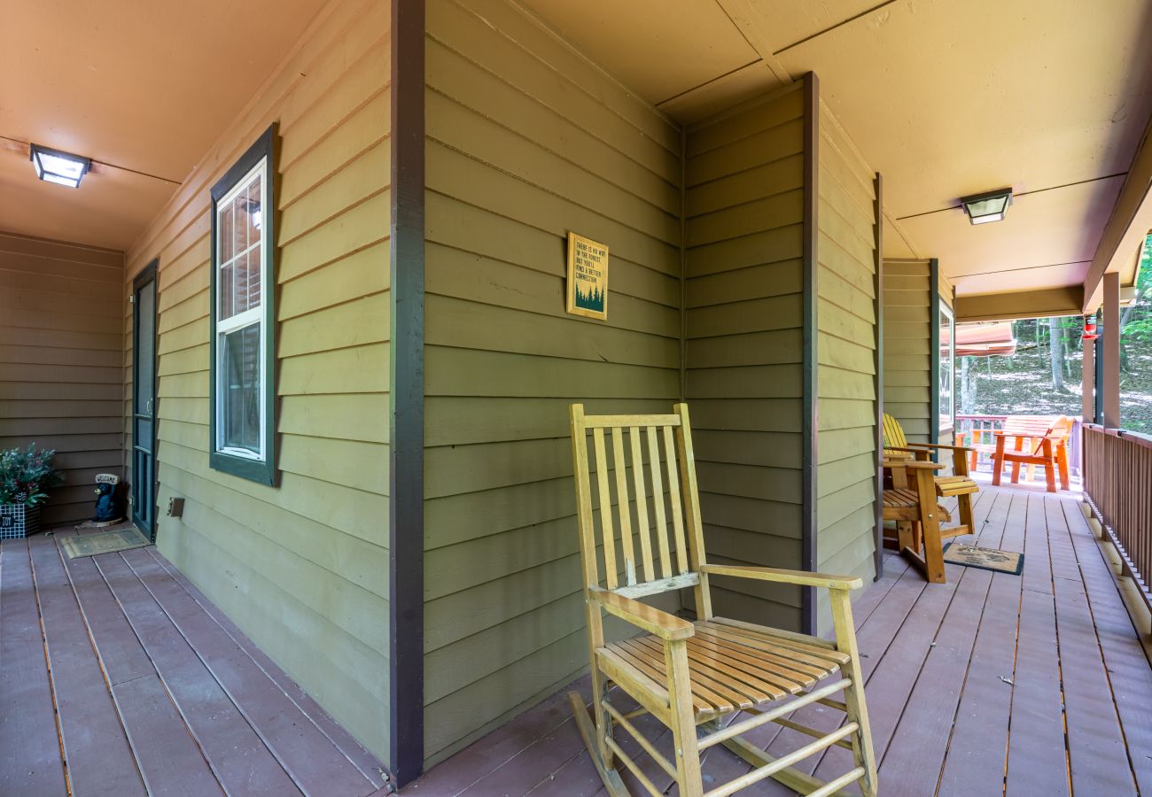 House in Ellijay - Cozy Cabin Nest