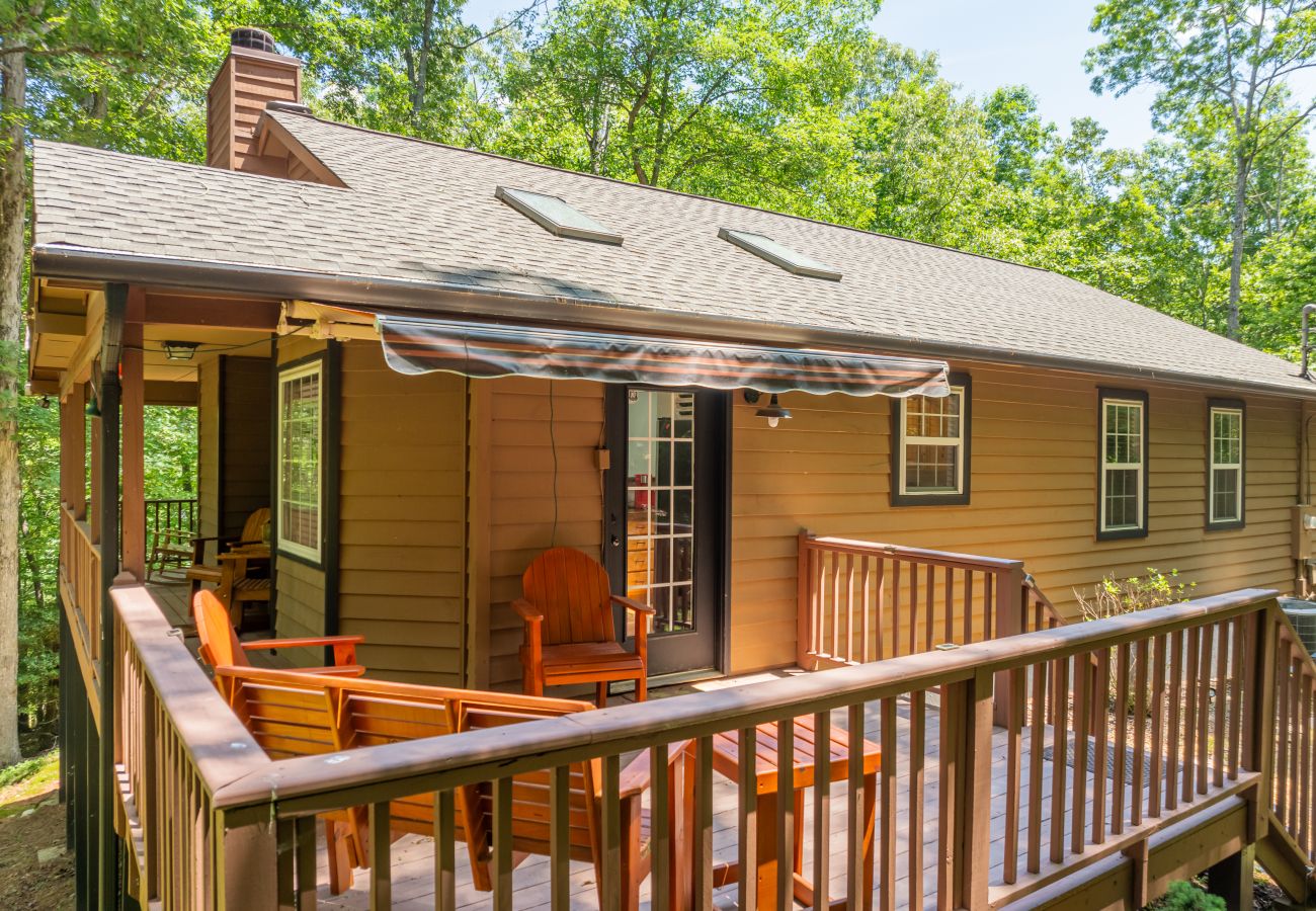 House in Ellijay - Cozy Cabin Nest