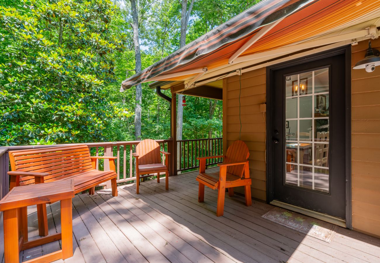 House in Ellijay - Cozy Cabin Nest