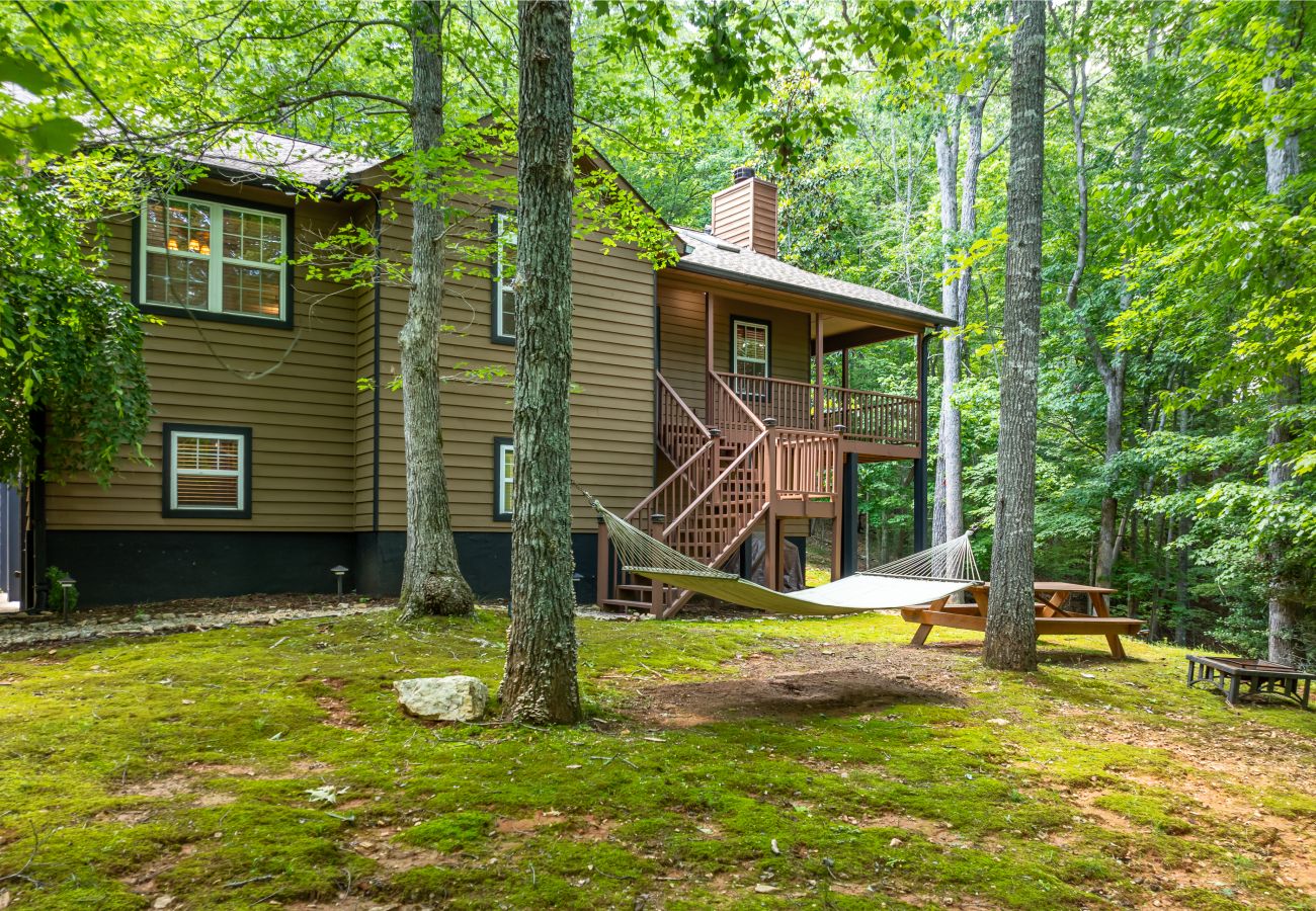 House in Ellijay - Cozy Cabin Nest