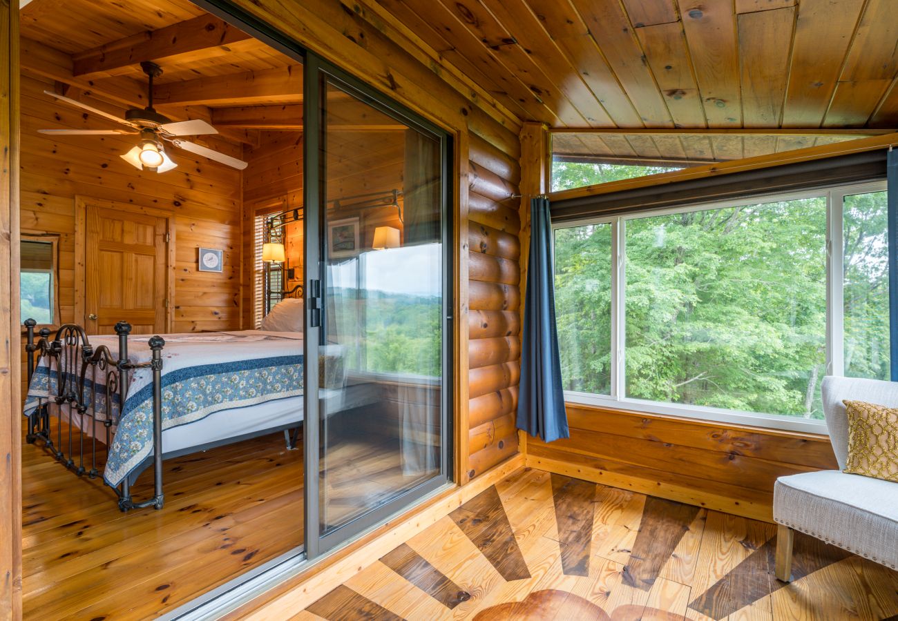 Cabin in Blue Ridge - Stargazers Perch